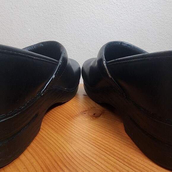 Dansko Professional Shoes Mens Size 12.5 Black Leather Slip On Comfort Clogs main image 8